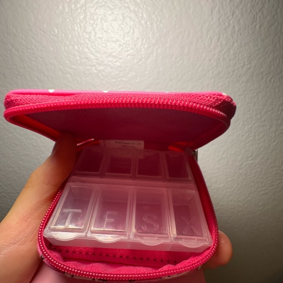 Hello Kitty Pink Travel Vitamin Case - Picture 2 of 3